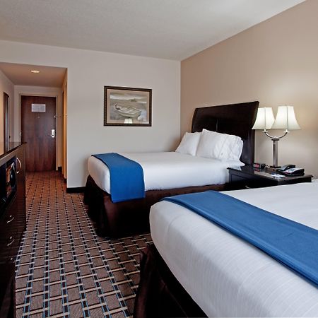 Holiday Inn Express Hotel & Suites Hope Mills-Fayetteville Airport By Ihg Værelse billede