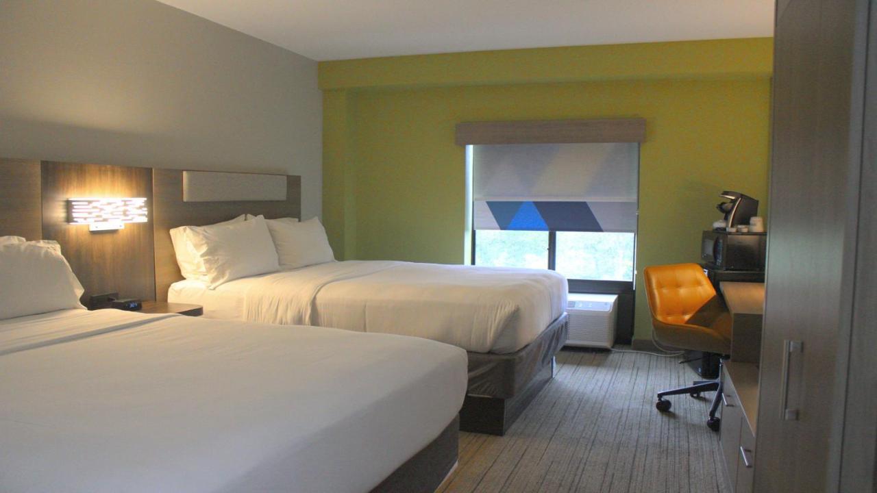 Holiday Inn Express Hotel & Suites Hope Mills-Fayetteville Airport, An Ihg Hotel Eksteriør billede