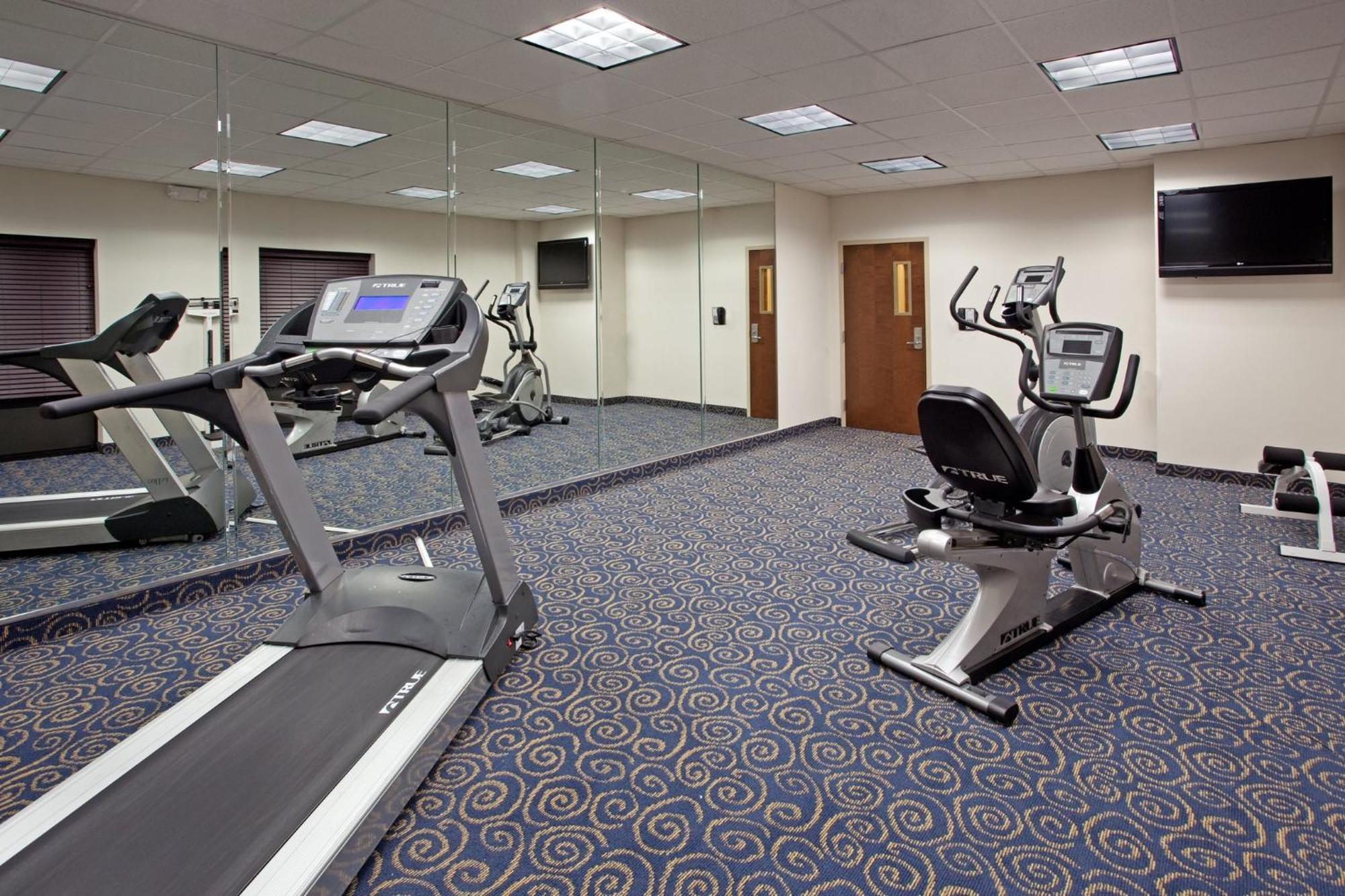 Holiday Inn Express Hotel & Suites Hope Mills-Fayetteville Airport By Ihg Eksteriør billede