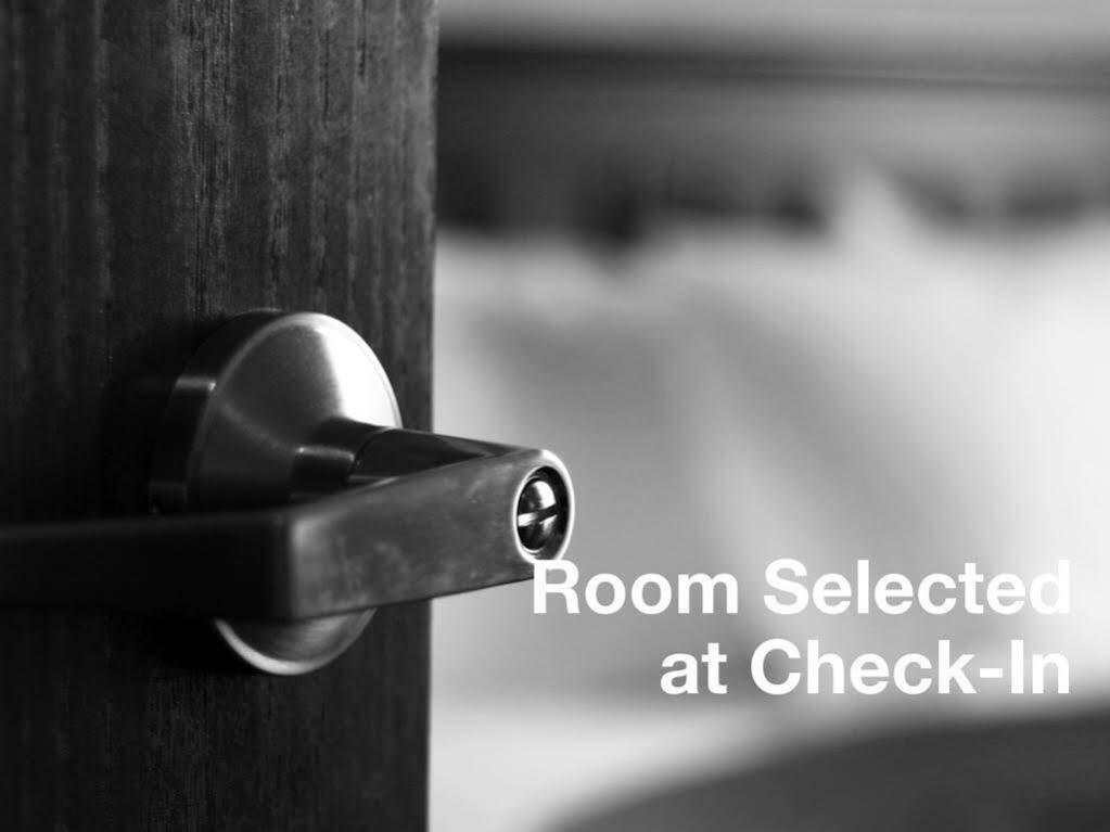 Holiday Inn Express Hotel & Suites Hope Mills-Fayetteville Airport By Ihg Eksteriør billede